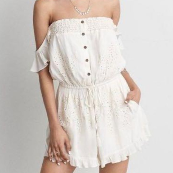 American Eagle Outfitters Pants - American Eagle like new white eyelet romper